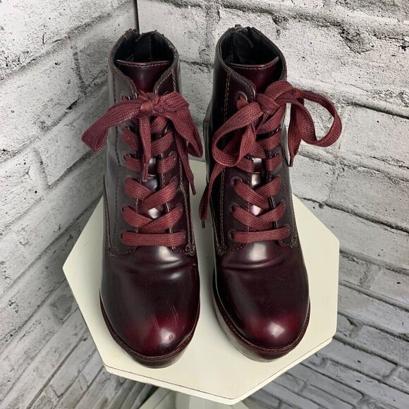 Vintage Y2K Aldo Faux Patent Leather Chunky Platform Block Heel Lace up Bootie - Picture 2 of 14